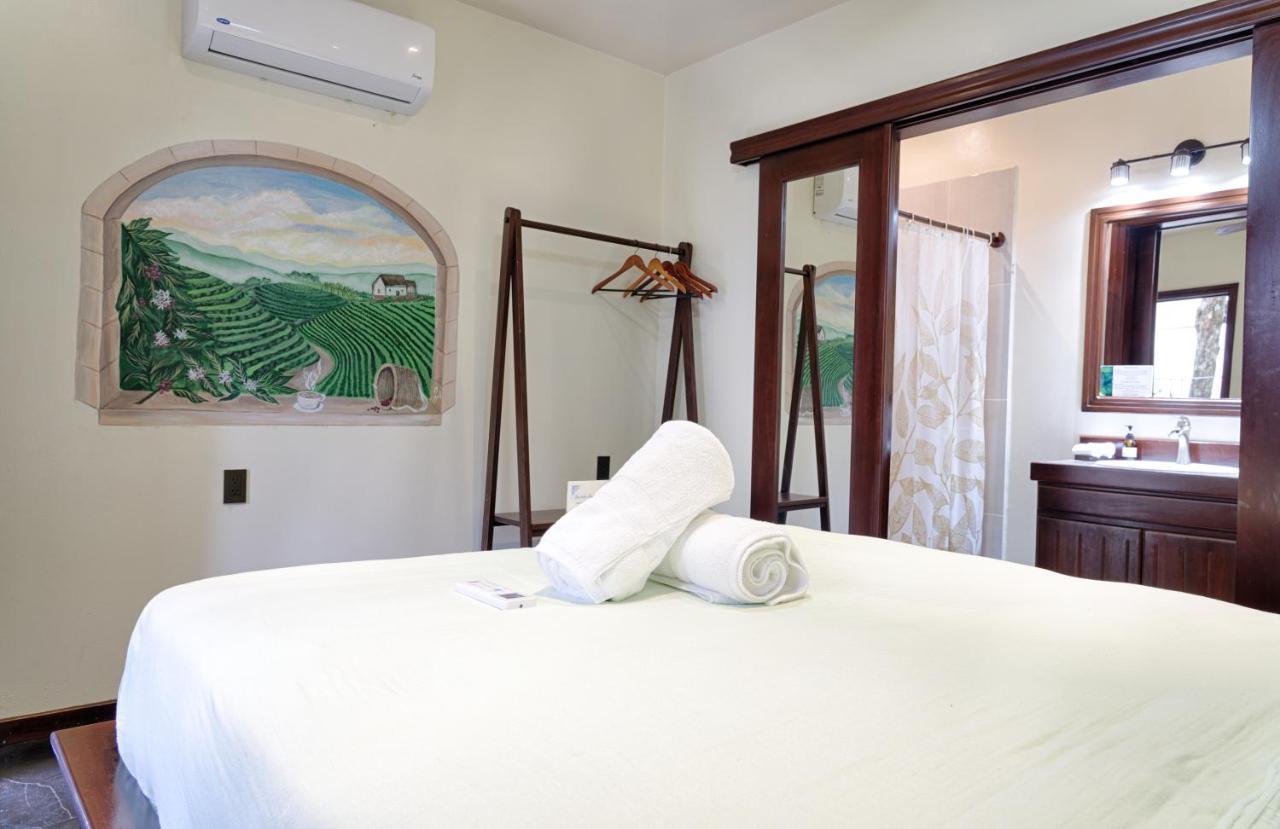 Hona Beach Hotel Dominical Exterior photo