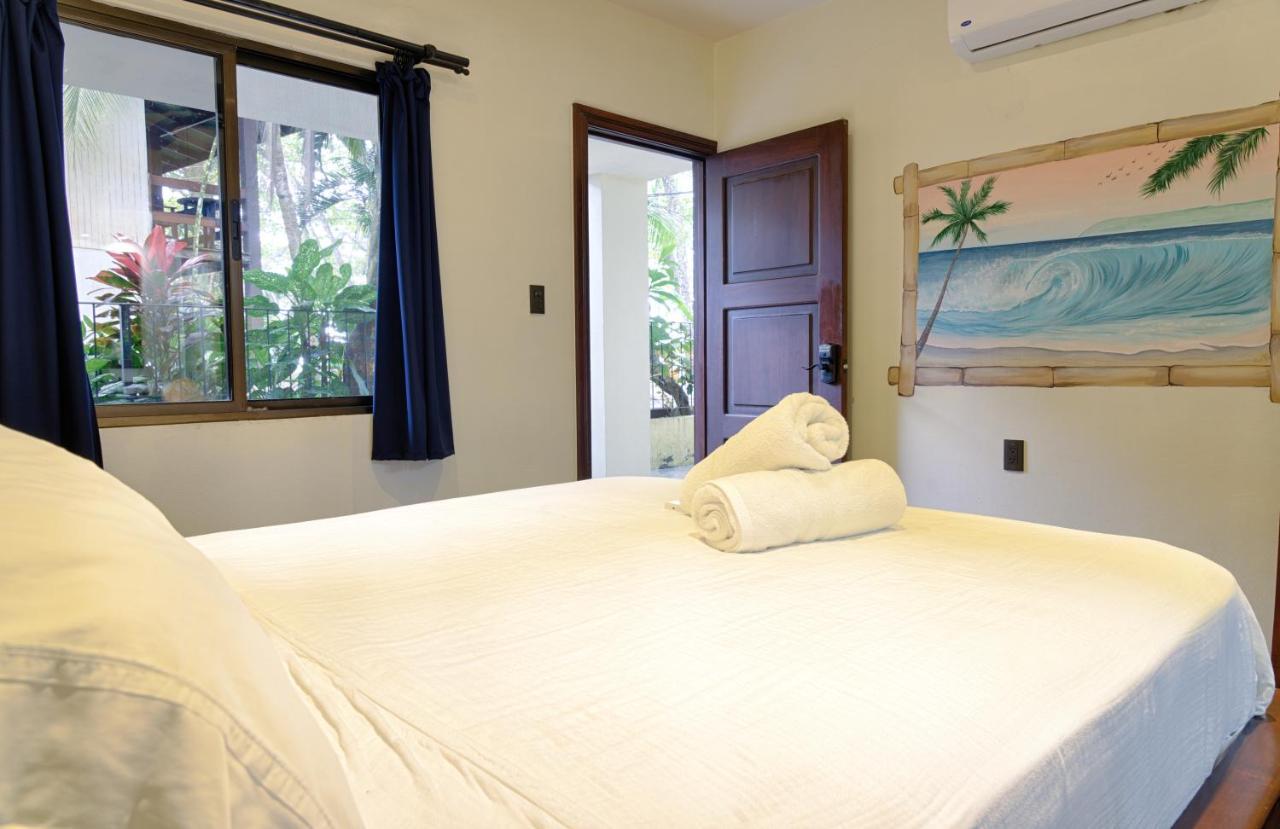 Hona Beach Hotel Dominical Exterior photo